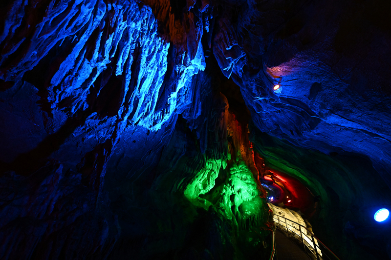 <p>�elenk, il�enin turizmden ald��� pay� art�rmak i�in �al��t�klar�n�, bu y�nde bir turizm master plan� da haz�rland���n� dile getirdi.</p>