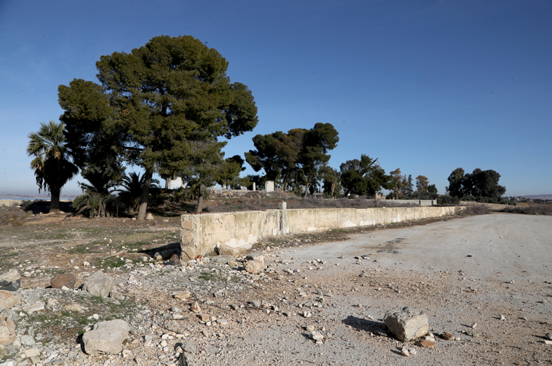 <p>T�rk Silahl� Kuvvetleri, �ah F�rat Operasyonu ile S�leyman �ah T�rbesi ve Sayg� Karakolu'na ula�arak, Suriye i�indeki ge�ici nakil i�leminin 22 �ubat 2015 tarihinde tamamland���n� duyurdu.</p>