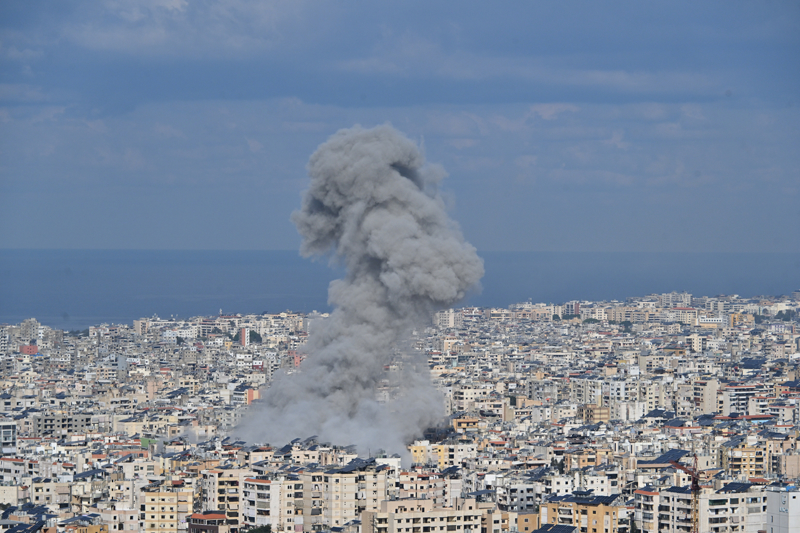 <p>A��rl�kl� �ii M�sl�man n�fusun ya�ad��� Dahiye b�lgesi, Hizbullah'�n siyasi ve toplumsal a��dan g��l� oldu�u bir merkez olarak �ne ��k�yor.</p>