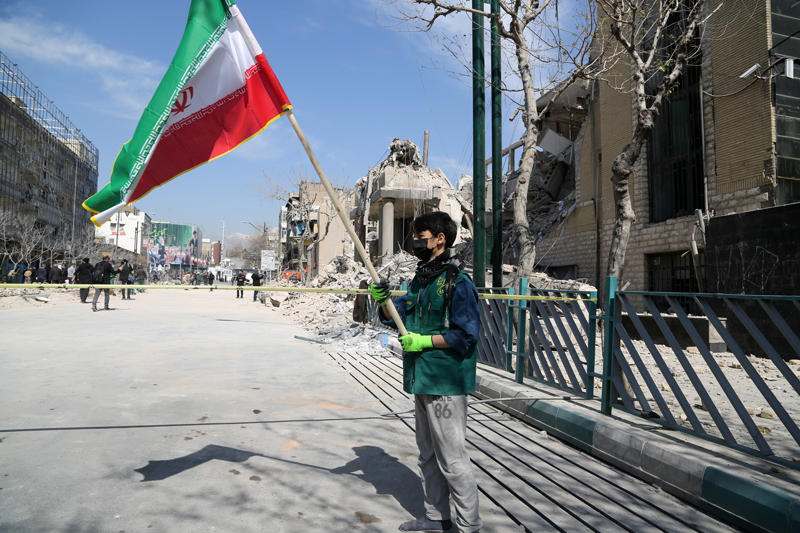 <p>�ran K�z�lay�, ABD-�srail sald�r�lar�nda 867 ki�inin hayat�n� kaybetti�ini duyurdu.</p>