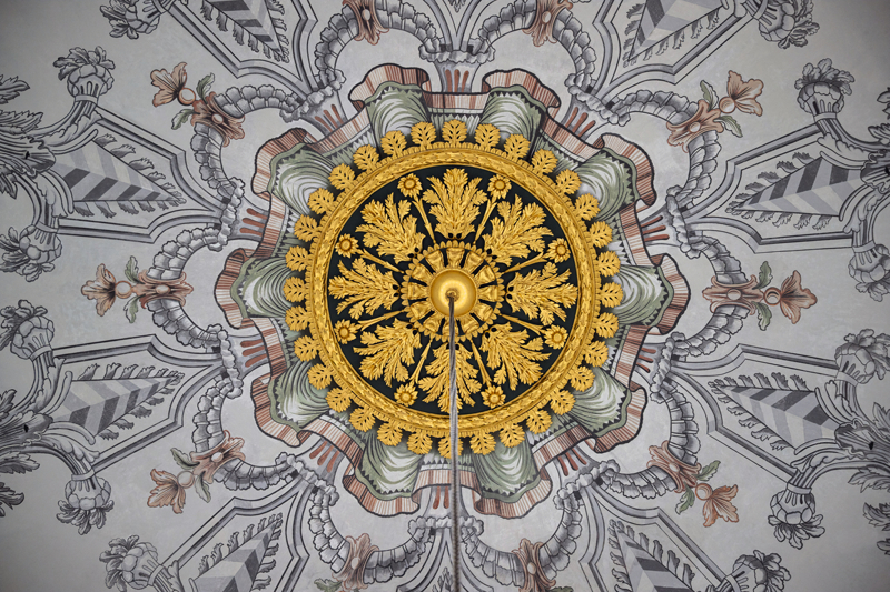 <p>�zkafa, caminin 1823'teki yang�ndan sonra yerine Nusretiye Camisi'nin in�a edildi�ini ve bunun 1826'da tamamland���n� anlatarak, �unlar� kaydetti:</p>