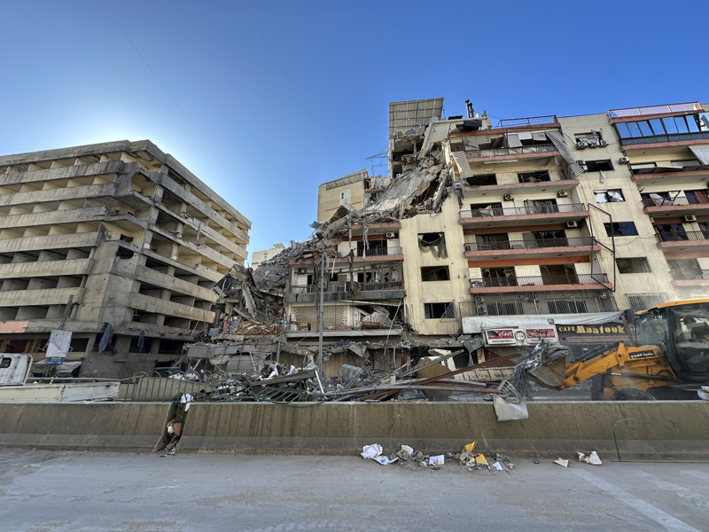 <p>Sur kentine ba�l� e�-�ihabiyye beldesinde �srail sava� u�aklar� bir evi bombalad�.</p>