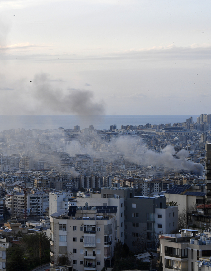 <p>L�bnan Sa�l�k Bakanl���, �srail'in 2 Mart'tan itibaren �lkeye d�zenledi�i sald�r�larda �lenlerin say�s�n�n 217'ye y�kseldi�ini, 798 ki�inin yaraland���n� a��klam��t�.</p>