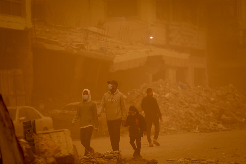 <p>Gazze'de 10 Ekim 2025'ten bu yana uygulanan ate�kese ra�men b�lgedeki insani durumda ciddi s�k�nt�lar ya�an�yor.</p>