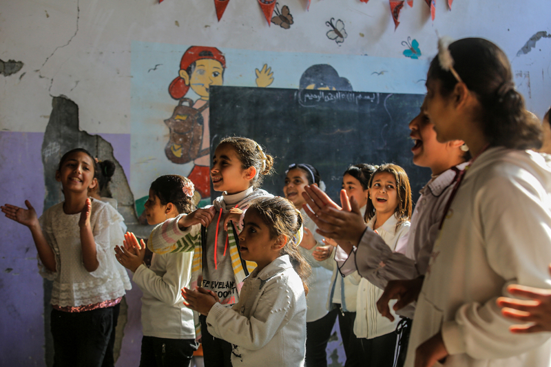 <p>Gazze Şeridi'nin güneyinde yer alan Han Yunus kentinde, bir yardım kuruluşunun desteğiyle savaş mağduru çocuklar için eğlence etkinliği düzenlendi.</p>