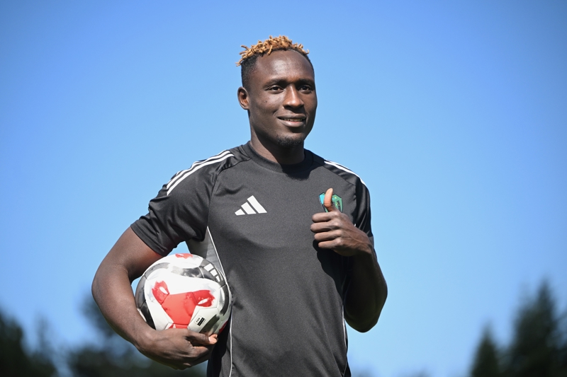 <p><b>DANIEL AGYEI, KOCAELİSPOR TARİHİNE GEÇEBİLİR</b></p><p>Daniel Agyei, Kocaelispor tarihinde Taner Gülleri (2008/09) ve Engelbert Buschmann'ın (1987/88) ardından bir Süper Lig sezonundaki her iki Galatasaray maçında da gol atan üçüncü oyuncu olmak için sahaya çıkacak.</p>