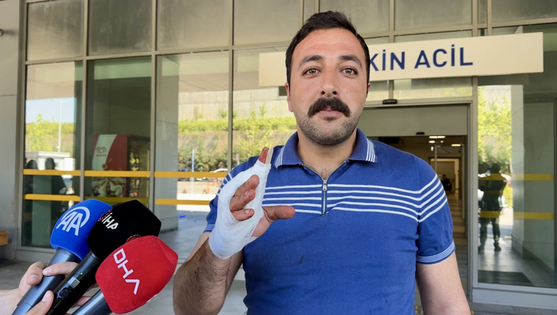 <p>Kocaeli'de Kurban Bayram�'n�n ilk g�n�nde kurban kesmeye �al���rken yaralanan 'acemi kasaplar' hastanelik oldu.</p>