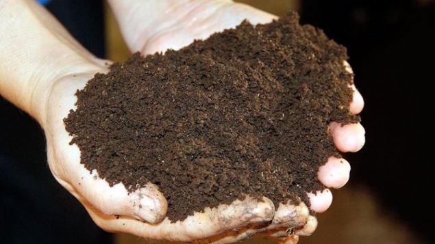 Kapasite bydke insan gcn azaltmak iin makine yapmaya karar verdik. u anda aylk kapasitemiz bir ton gbreye ulat. nallah ksa zamanda bu kapasiteyi de artracaz.' ifadelerini kulland.  