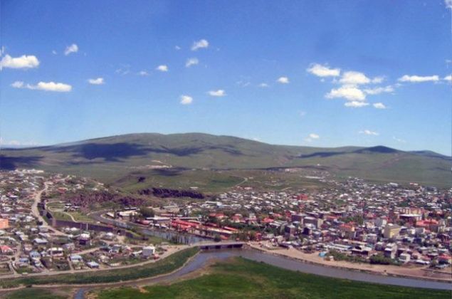 Ardahan    2015 n�fusu: 99.265 ki�i.    2016 n�fusu: 98.335 ki�i.    De�i�im(%): -0,93 