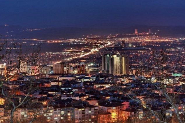 Bursa    2015 n�fusu: 2.842.547 ki�i.    2016 n�fusu: 2.901.396 ki�i.    De�i�im(%): 2,07 