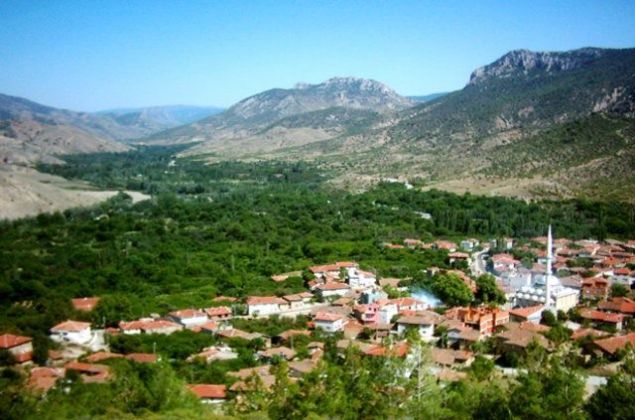 Bilecik    2015 n�fusu: 212.361 ki�i.    2016 n�fusu: 218.297 ki�i.    De�i�im(%): 2,79 