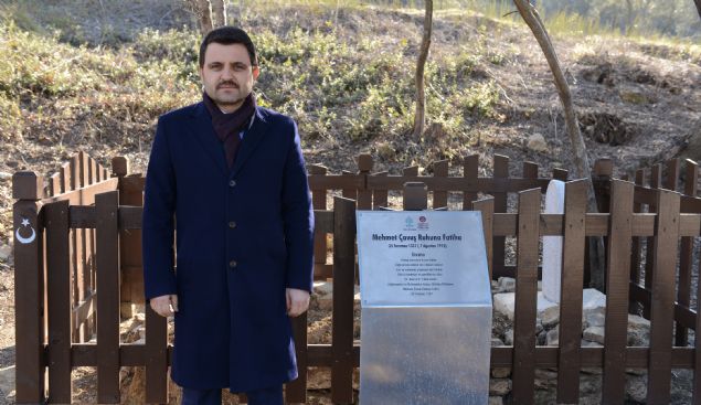 <p>  	smail Kademir, bölgede, sava alanlar ve ehitliklerde çalmalarnn sürdürüldüüne iaret ederek, "Biz atalarmzn, ceddimizin, kahraman ehitlerimizin daha çok bilinmesi, tannmas ve gelecek kuaklara aktarlmas için var gücümüzle çalyoruz. Çanakkale ruhu bu topraklarn mayasnda vardr. Çanakkale ruhuyla beraber inallah biz bu topraklarda daha güçlü olacaz." dedi.</p>  <p>  	AA</p>  