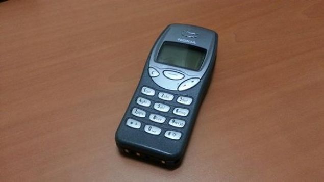  Nokia 3210     Konu�ma s�resi: 180-270 dakika  