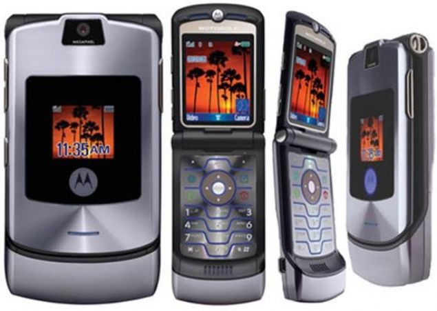 Motorola RAZR V3     A��rl�k: 95 gram   