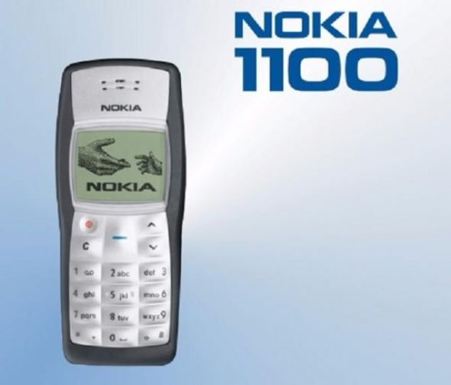  Nokia 1100     Konu�ma s�resi: 4.5 saat  