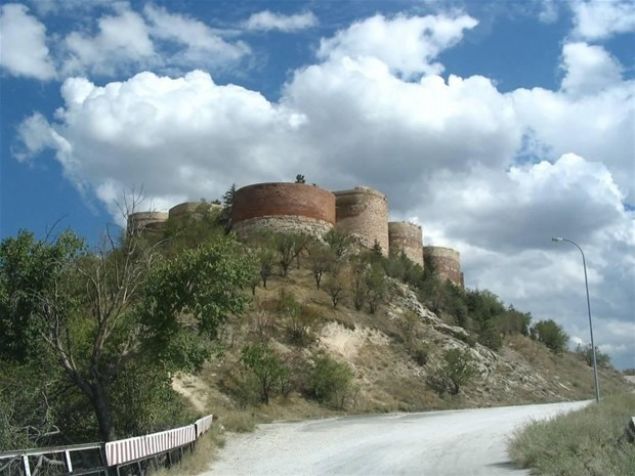 Kilis    GS: % 46  FB: % 33  BJK: % 13  