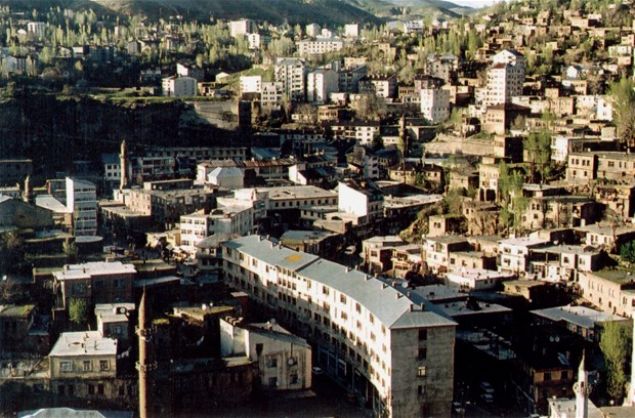 Bitlis    FB: % 38  GS: % 30  BJK: % 20  