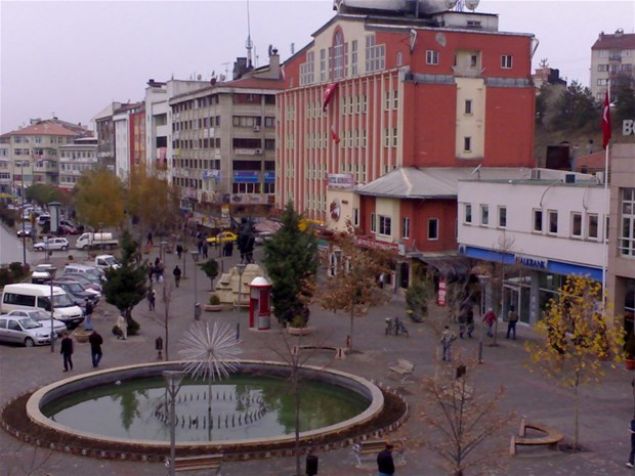 Bolu    GS: % 37  BJK: % 25  FB: % 24  