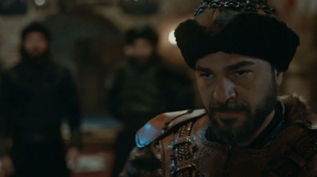   Ertu�rul ve Saadettin K�pek birle�mi�, Asl�han Ertu�rul'un alplar� taraf�ndan kurtar�larak Hanl� Pazar'a getirilmi�tir.   