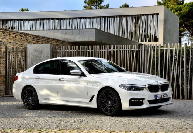 BMW 520d Sedan    2017 kl balang fiyat: 404.600 TL  2016 kl balang fiyat: 335.400 TL 