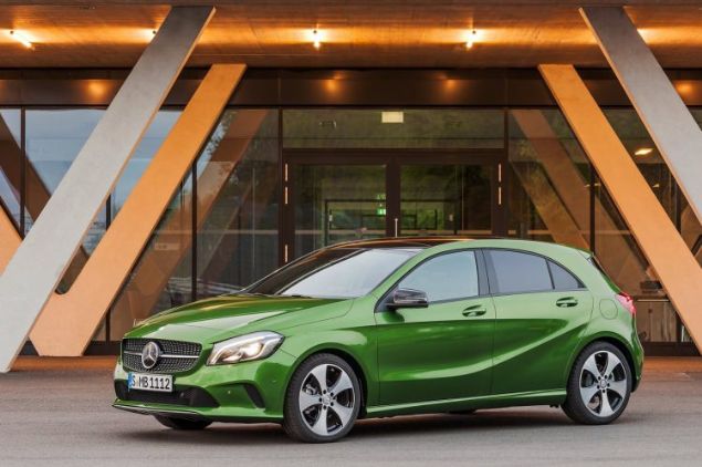 Mercedes Benz A Serisi    2017 kl balang fiyat: 136.400 TL  2016 kl balang fiyat: 118.513 TL 