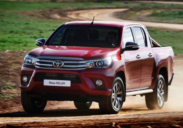 Toyota Hilux    2017 kl balang fiyat: 95,650 TL  ​2016 kl balang fiyat: 82,600 TL 