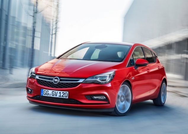 Opel Astra    2017 kl balang fiyat: 96.400 TL  ​2016 kl balang fiyat: 84.166 TL 