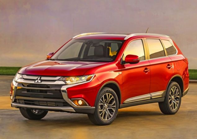 Mitsubishi Outlander    2017 kl balang fiyat: 210.000 TL  2016 kl balang fiyat: 178.961 TL 
