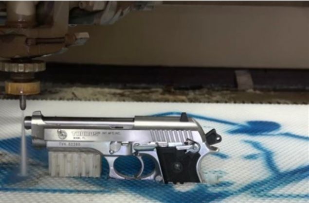 TABANCAYI TAM ORTADAN �K�YE B�LD�LER! BAKIN ���NDE NELER VAR...   