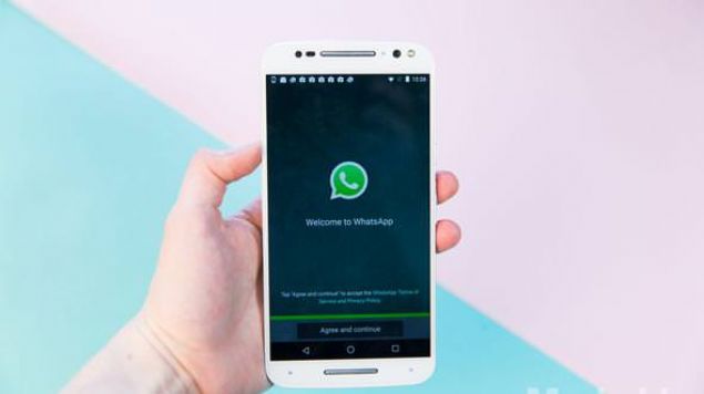 Whatsapp'ta kullan�c�lara sunulan bir di�er yeni �zellik, iki ad�ml� do�rulama imkan�n� sunuyor. Kullan�c�lar �nce Ayarlar>Hesap>�ki ad�ml� do�rulama>Aktive et se�ene�ine girmesi gerekiyor. (Bu ayar� g�remiyorsan�z, hen�z g�ncelleme telefonunuza gelmemi� demektir, daha sonra tekrar deneyin!)     