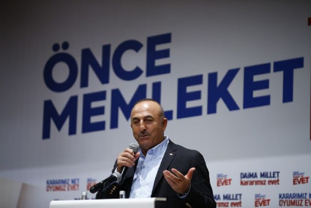 Sadece ikili d�zeydeki ili�kilerin, y�ksek d�zeyde stratejik i�birli�inin yetmedi�ini, b�lgesel ��l� mekanizmalar�n da kurulaca��n� belirten �avu�o�lu, Bosna-T�rkiye-H�rvatistan, Bosna-T�rkiye-S�rbistan, Kafkasya'da da Azerbaycan-T�rkiye-�ran, Azerbaycan-T�rkiye-G�rcistan, Azerbaycan-T�rkiye-T�rkmenistan gibi ��l� mekanizmalar�n olu�turulmaya devam edece�ini ifade etti.  