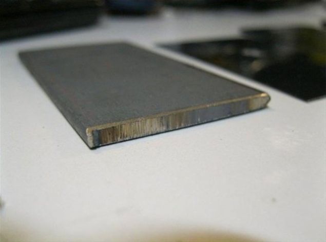 Zira orjinaline birebir benzeyen sahte telefonlar her yerde.     