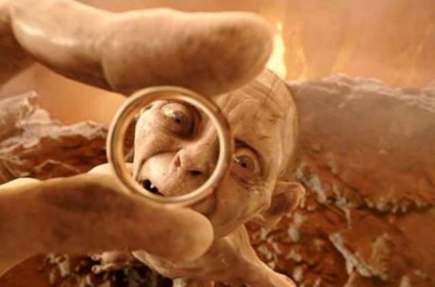 'Y�Z�K BULDUM'  Bir kad�n tam sizin �n�n�zde y�z��� yere b�rak�r ve sonra bulmu� gibi yap�p, sizin olup olmad���n� sorar. Hay�r dersiniz. Y�z��� inceler 'alt�n bu' der. Asl�nda alt�n de�ildir. Y�z��� size satmaya �al���r. PAR�S 