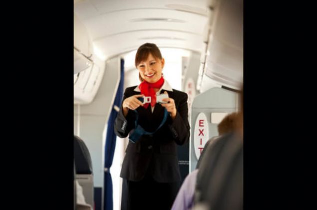 KEMERLER BALAYIN    Uu srasnda kemerinizin bal olmasna zen gsterin.  