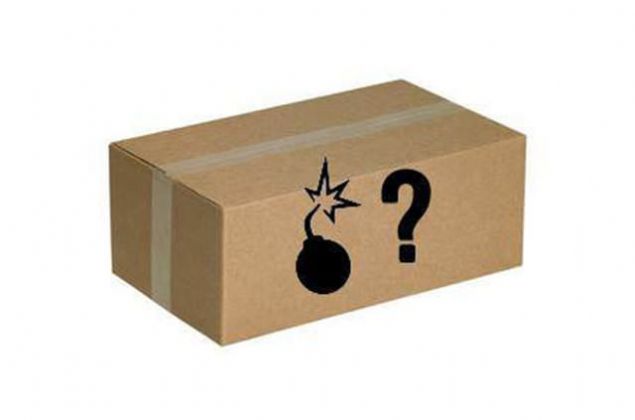 Kitaba gre, bombal paketi tanmak iin u unsurlara dikkat etmek gerekiyor: 'Eer postac beklenmeyen hacimli bir mektup ya da paket getirirse, zerine bask uygulamadan ikinlik, knt, biimsiz bir ekil olup olmadn inceleyin. zellikle dengesi eit olmayan paketleri kontrol edin.      