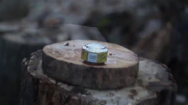 Ate�i yakarken ise dikkatli olmay� �nerdi, aniden yanmas� size zarar verebilir.  