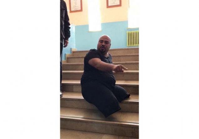 Eve geldiğimde internette ve haber bültenlerinde yayınlandığını gördüm. Sosyal medyada, ‘Hayır dediği için asansörü bozdular’ diye propaganda yapılıyordu...