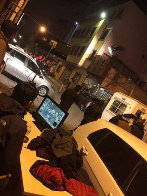 Filmde Cahit Kayao�lu, Erhan Ufak ve Ertu�rul �akar da rol al�yor.  