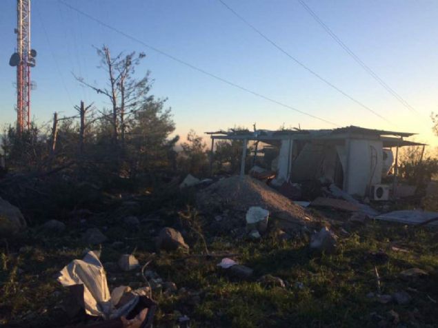 R�daw�a konu�an Jeolog Bewar H�nsi, Saddam H�seyin d�neminde bu b�lgelerde petrol ��karman�n yasak oldu�unu hat�rlatarak, �B�lgede �ok petrol ve do�algaz var� diyor. Uzman, Sincar s�n�rlar� i�erisinde 3 noktada petrole rastland���n�, arama faaliyetleriyle �ok say�da kayna�a ula��labilece�ini belirtiyor. 