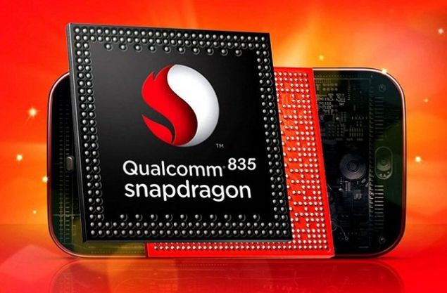% 27 DAHA HIZLI  Telefonun Snapdragon 830 ya da 835 i�lemci kullanmas� bekleniyor. Qualcomm verilerine g�re bu % 27 daha iyi performans ve % 40 daha az g�� sarfiyat� demek. 