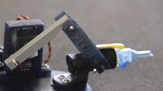 Yeni teknolojinin geleneksel inaat yntemlerine kyasla ok daha hzl ve dk maliyetli olduunu belirten aratrmaclar, bu yntem sayesinde belirli bir blgenin ihtiyalarna ve kullancnn isteklerine uygun zel yaplar yaratlabileceini, ayrca yapda istenilen g, yaltm gibi zelliklere uygun malzeme younluunun tercih edilebileceine dikkat ekti.     