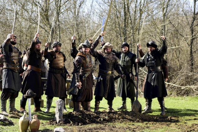 DRL ERTURUL'DAN BEKLENEN AIKLAMA GELD      