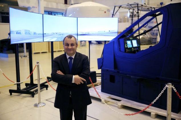 HAVELSAN Genel M�d�r� Ahmet Hamdi Atalay yapt��� a��klamada, T�rkiye'nin sim�lat�r �retim ve m�kemmeliyet merkezi olan HAVELSAN'�n, kara, deniz ve hava unsurlar� i�in her t�rl� sim�lat�r� yerli ve milli imkanlarla geli�tirip, kullan�ma sundu�unu s�yledi.     