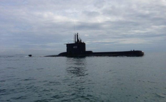 ASELSAN BA�ARIYA 'KULA�' ATACAK!    ASELSAN'�n denizalt�lar ve su �st� platformlar�nda kullan�lmak �zere geli�tirdi�i KULA� �skandil Sistemini tercih eden Endonezya, ASELSAN'�n denizalt� ve su alt� akustik sistemlerine y�nelik yeni taleplerde bulundu. 