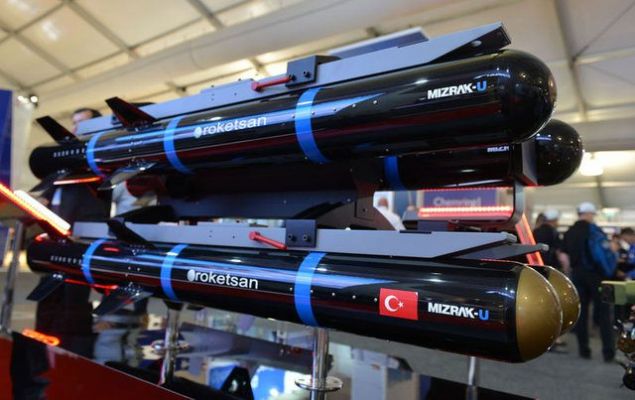 Roketsan'�n son 10 y�lda �ok yol ald���n� dile getiren Ya�ar, ��yle devam etti: 'Sadece 2016'da 4 ayr� �r�n�m�z kalifiye oldu. �n�m�zdeki 7 y�lda, �u ana kadar �retti�imiz veya kalifiye ettiklerimiz kadar �r�n �e�idimiz hizmete girecek. Daha b�y�k sistemler... Art�k boylar� 2 metre de�il, 6-8 metre olan b�y�k sistemler, f�zeler devreye girecek. Bunlar� sanayicilerimizle �retece�iz.     