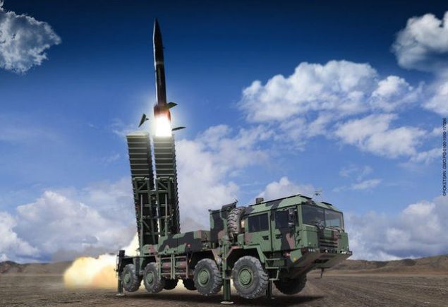 ROKETSAN, T�rk Silahl� Kuvvetleri ve yabanc� m��terileri taraf�ndan kullan�lan top�u roketlerini, yenilik�i yakla��mlarla geli�tirmeye devam ediyor. Firma, son olarak 122 ve 300 milimetrelik roketlerini g�d�ml� hale getirdi.     