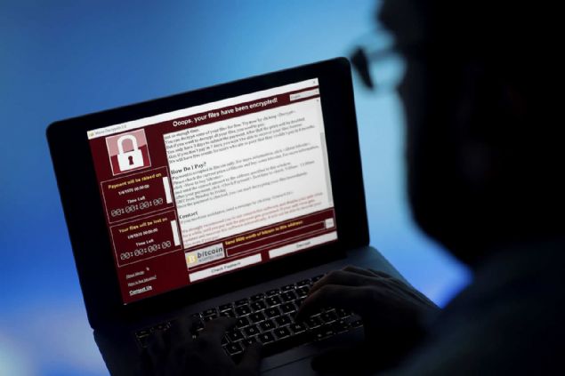WannaCry saldrlarn canl izleyin <br><br>     Site yeni deil ancak u an itibariyle en ok ilgi eken sayfalardan bir tanesi olmu durumda. Saldry yavalatmaya ynelik bir zm reten analistin firmas MalwareTech, esiz IP adreslerini izleyen botnet izleyicisini WannaCry'a zel hale getirerek paylat.  