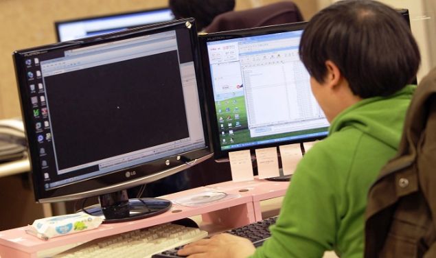 ngiltere ve skoyada Ulusal Salk Sistemi (NHS) kt. En az 33 salk kuruluu ile baz aile hekimlii klinikleri etkilendi, baz hastanelerde ameliyatlar yaplamad, acil durumlar dnda hasta kabul edilemedi.  