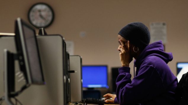 Bu da yazlmn etkisinin neden bu kadar yaygn olduunu aklyor. nk yazlmn szd her kurulutaki bilgisayarlar tehdide ak oluyor.  