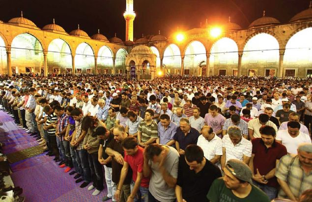 Oru esnasnda kalbin, daha fazla enerji retebildii halde daha az ykle kar karya olduunu dile getiren evik, 'Kalp ritm bozukluu ve yetmezlii olanlar orula daha rahatlayabilir' diye konutu. 